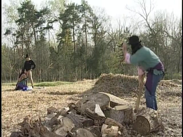 Cumming Soon: Coppia zingara hardcore fuori in un ranch