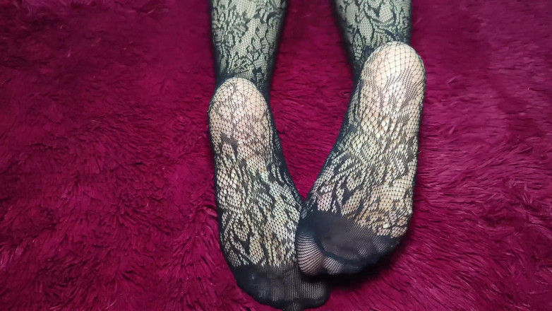 Queensofthefeet: Grote visnetkousen en sterk gerimpelde zolen