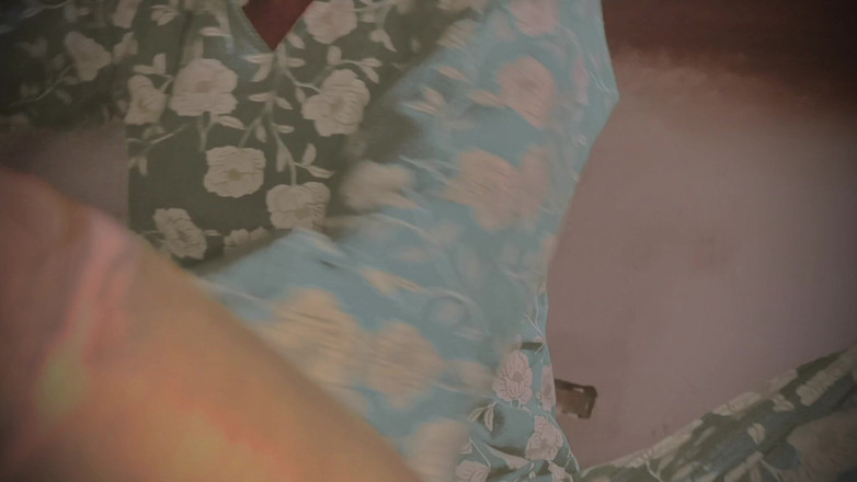 Sandeepp: ใต้งาน Di Chacha Ki Ladki Ne