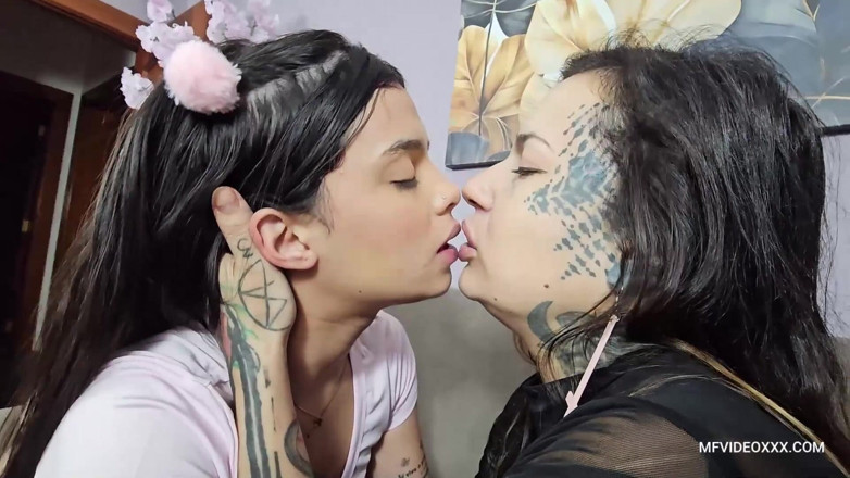 MF Lesbian: Agree and You Won't Regret It