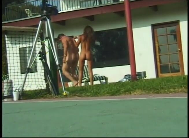 VOP Teenies: Outdoor sex with a facial ending for the horny dude...