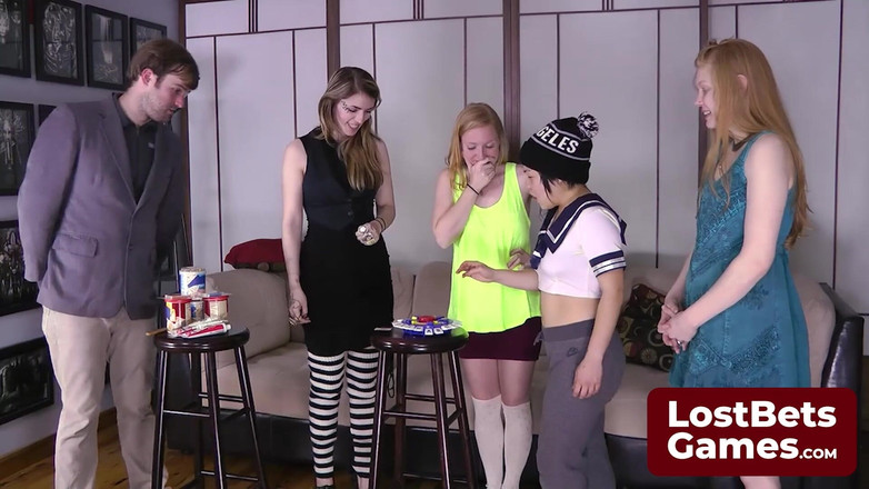 Lost Bets Games: З днем народження співають, і починається гра зі