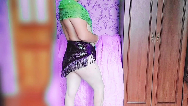 Kitty_Cross: Krása, Zadek, Spratek