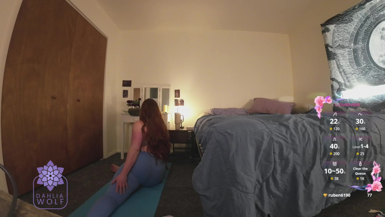 Dahlia Wolf: Sexy Yoga Livestream