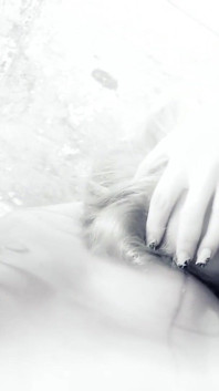 Slutty blonde tied up in a threesome to submit to her friends' erotic fantasies