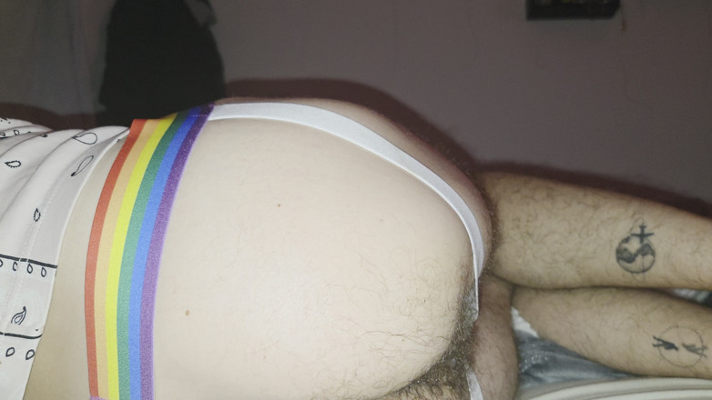 KrissKiss: Nuovo giocattolo