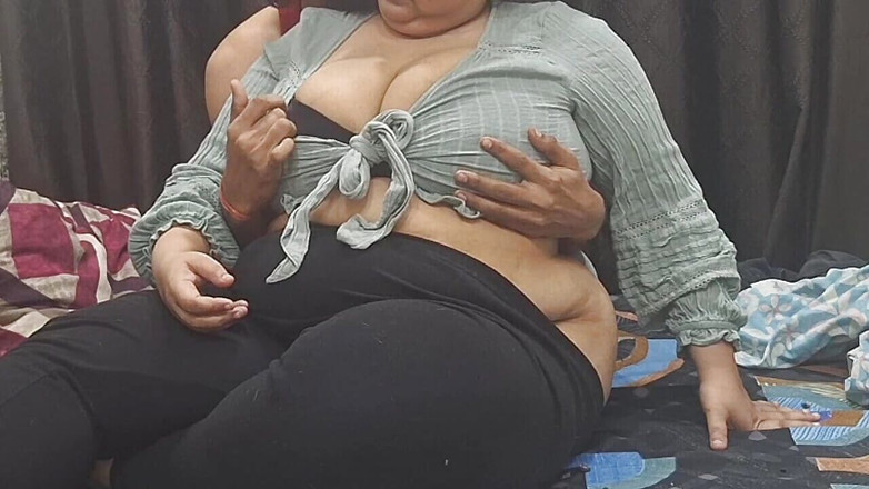 SameerPhunk: Indiana gordinha rabuda peituda namorada chupando pau do namorado