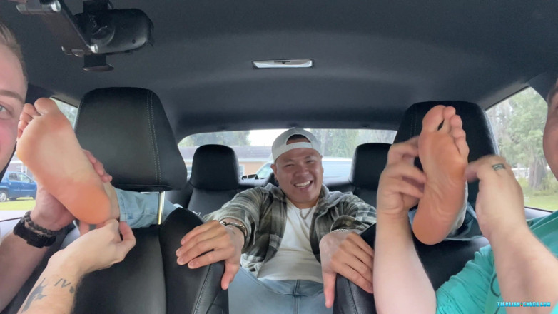 Ticklish Chubs: Snyft: Milus Pays with His Feet