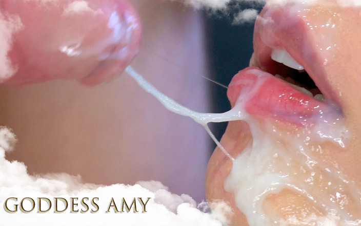 CoupleHart: 클로즈업: 알파 대물 자지에 젖은 오럴과 입에 대고 사정