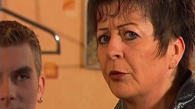 Bangora clips: Two Mature MILFs Share One Lucky Young Stud