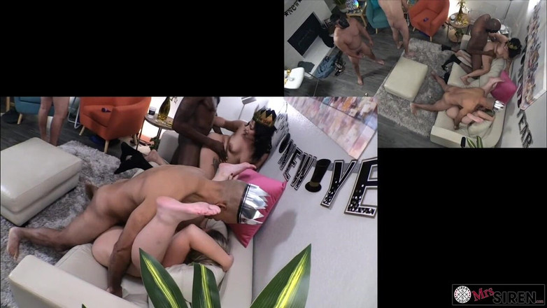 Siren XXX Studios: Bữa tiệc đêm giao thừa tại nhà hoan lạc