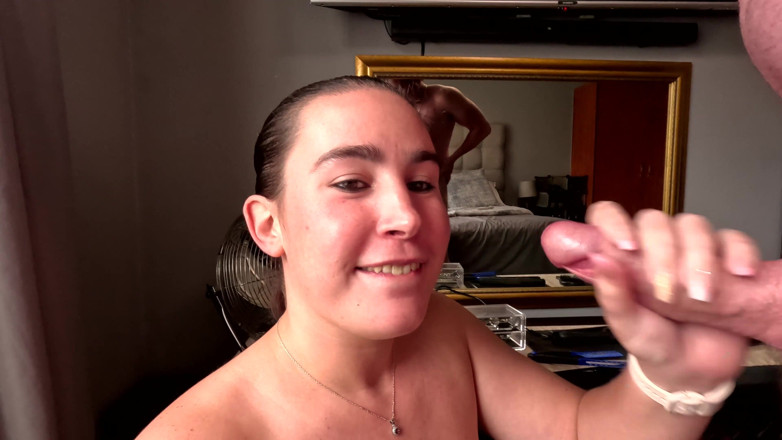 domslutfucker: Unfaithful Hotwife Sends Cuckold Husband Selfie Blowjob with Cum Facial