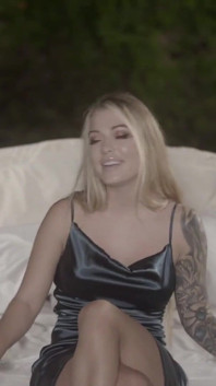 SugarBabesTV - Sizzling venkovní trojka a DP pro ruskou Misha Maver