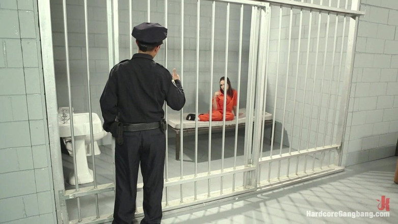 Hardcore Gangbang by Kink: Chola Love 2 : gangbang de vengeance en prison pour toutes les...