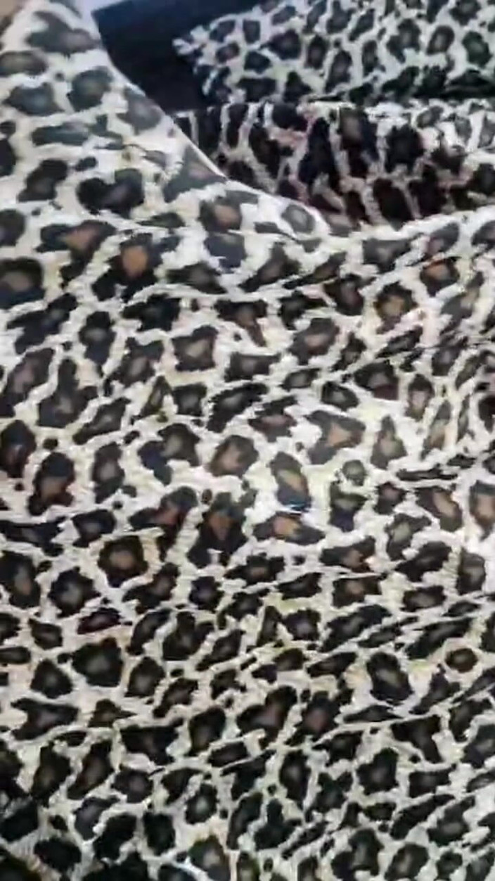 Fuck meee: Секс Jija Sali