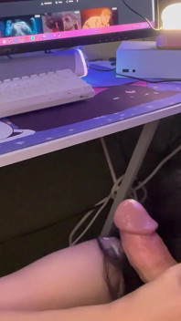 Gamer Girl Gives Under Desk Blowjob