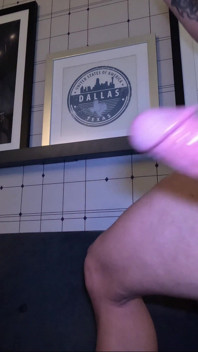 Mooie S columbiaanse met mooie ronde kont en parmantige tieten zuigt en neukt