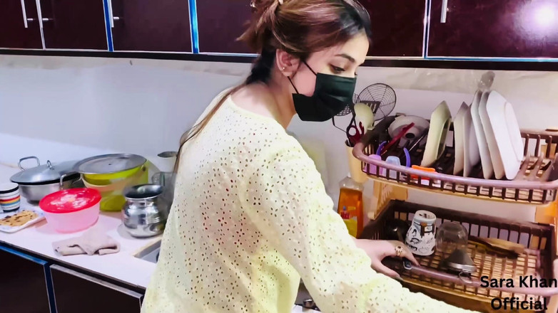 Sarakhan: La mia figliastra ha detto che sono un uomo Ora