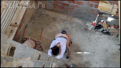 Delavegaph: Ich ficke einen versauten anwalt auf einer baustelle