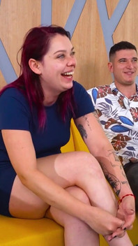 Un Vrai Couple Veut Se Lancer Dans Le Porno. Violeta Silvestre, Sa Première Fois, Sur Fakings