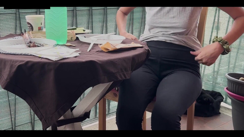 Lollolara91: Lara Eats Meat, Then Fucks Blowjob and Creampie on the...