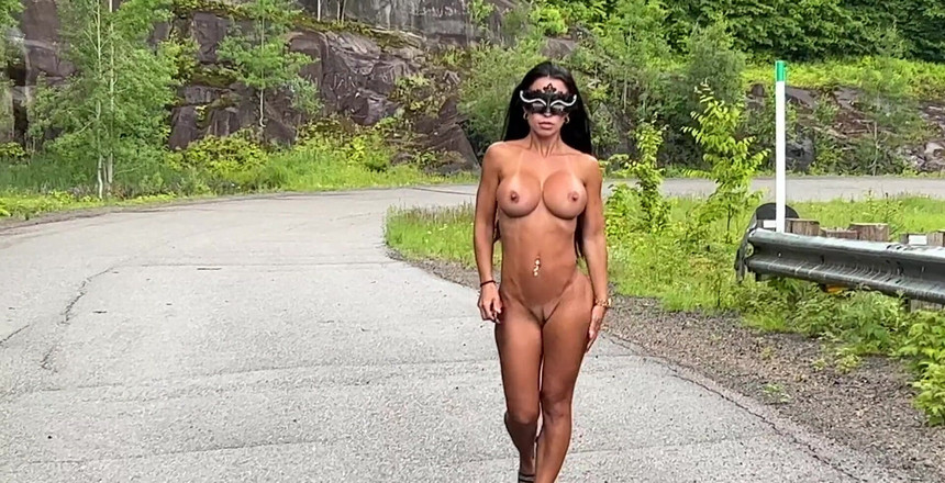 Miss Lexa: Ok, așa că iată un scenariu pentru U .... Ce fac...