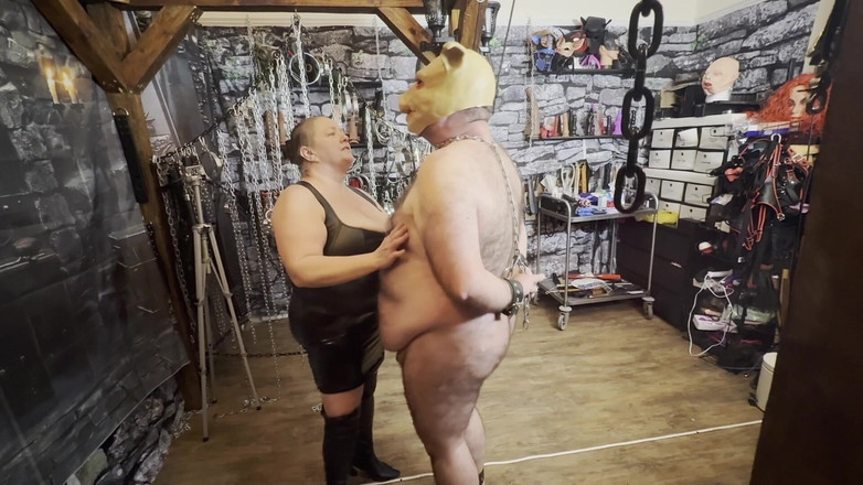 Aaexperiencesltd: Domina Satana and Satana's Piggy