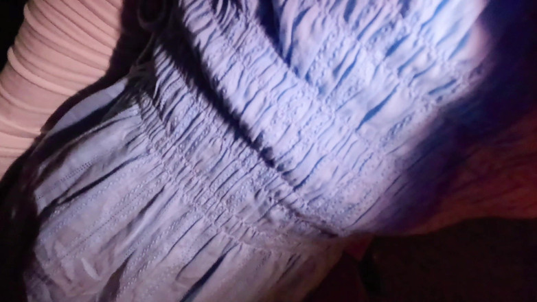 Cindy Luna Petite: Una subdosa scopata in moto con creampie cindy luna petite