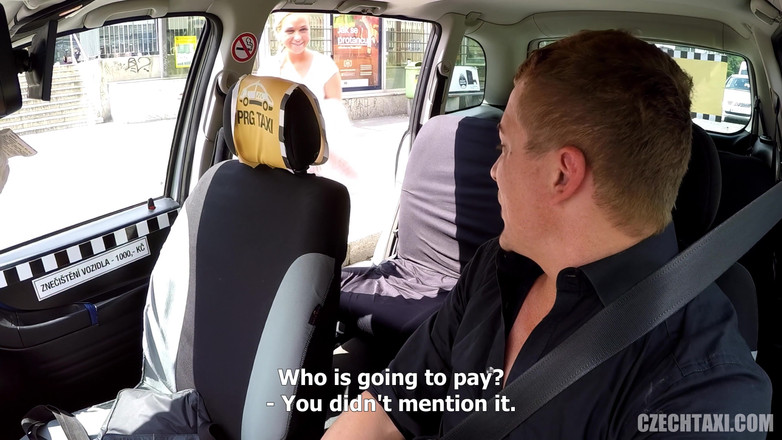 Czech Taxi: Modelin ilk fışkırtarak boşalması