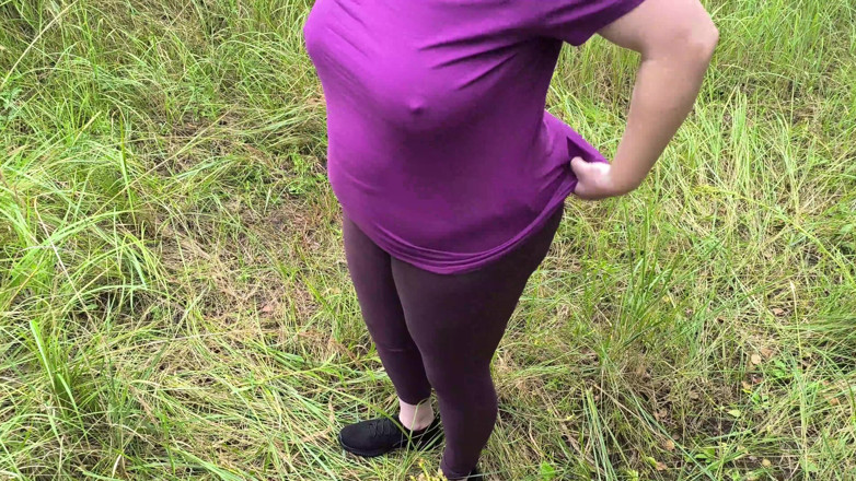 Bouncy Tits Action: Strip Naked in the Truck Parking Lot to Slap Tits