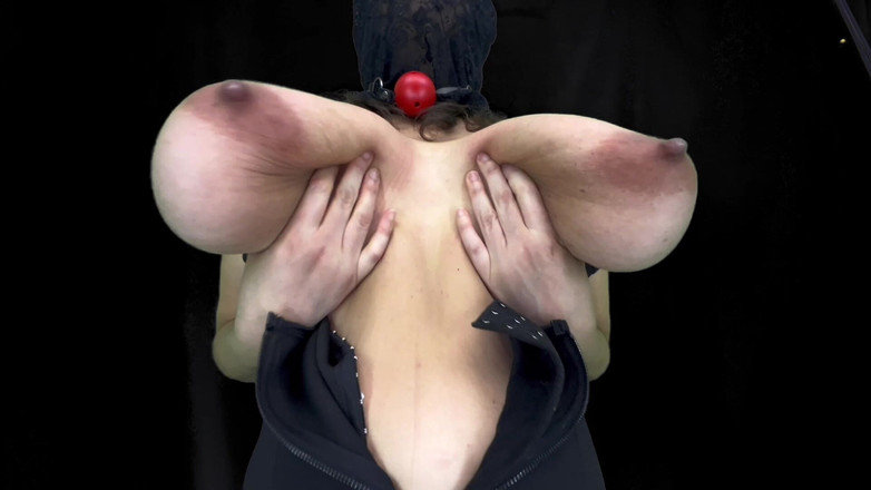 VeeVee Vixen: Nadržená děvka svázaná a podojená