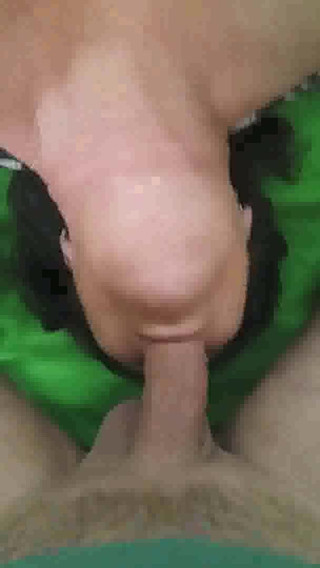 Julie Cunningham: Julie Cunningham diep in de keel climax & pijpbeurt in het...