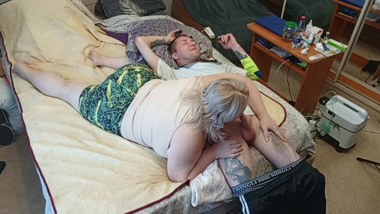 Zona901: O jogo do consola terminou com um boquete da madrasta...