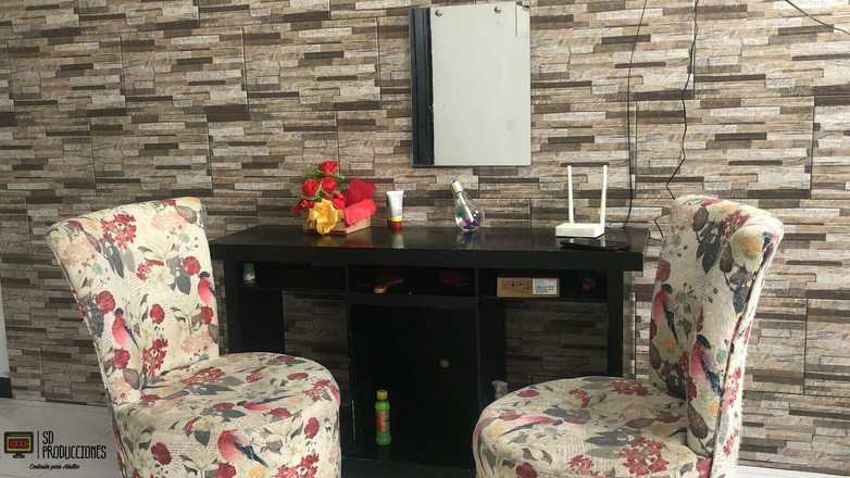 MAFELAGO: Šukej domiciliary výměnou za to, že mu věcně zaplatí - porno ve španělštině