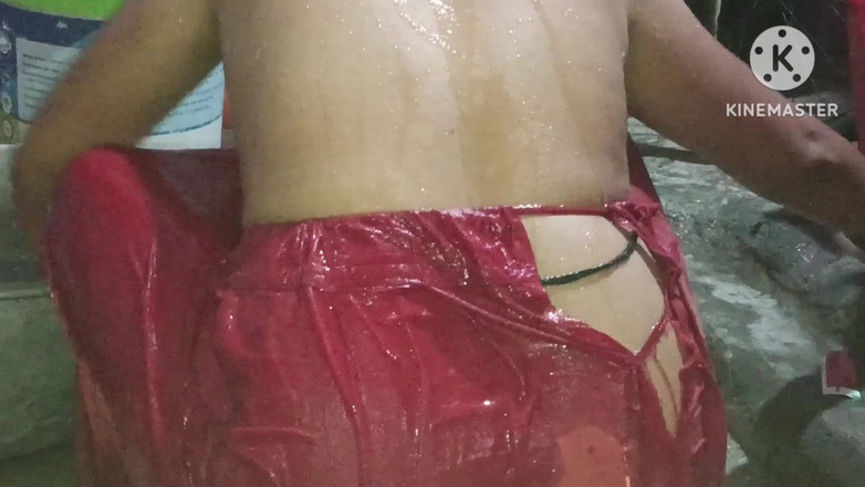 Anita yadav: Приймаю ванну