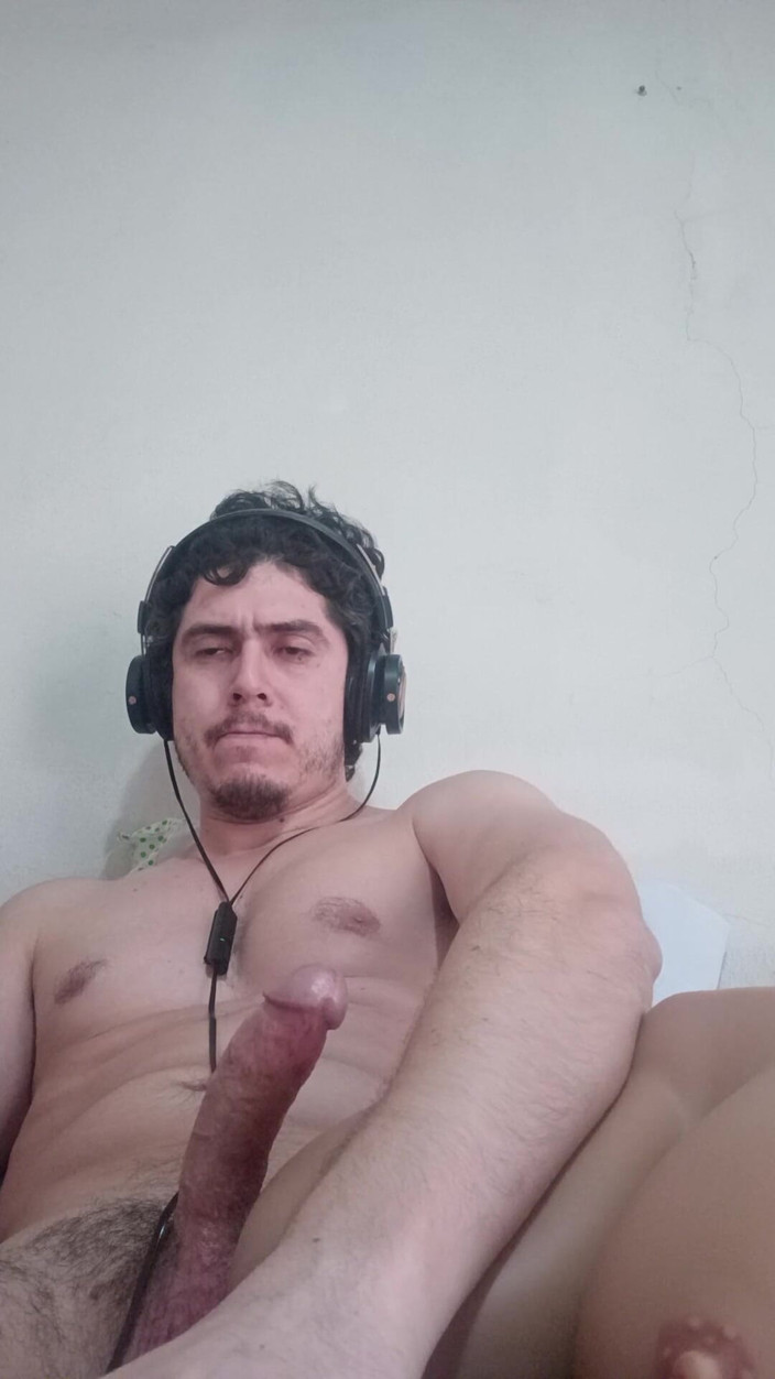 Tabasco Jake: Handsome Embarrassed Man Comes in Thick Squirts on Big Tits