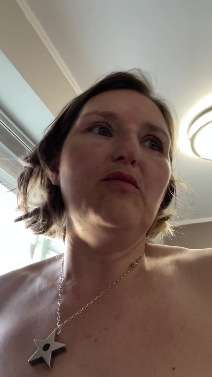 MistressWriggler: Sit Down and Shut up as I Do a Striptease,...