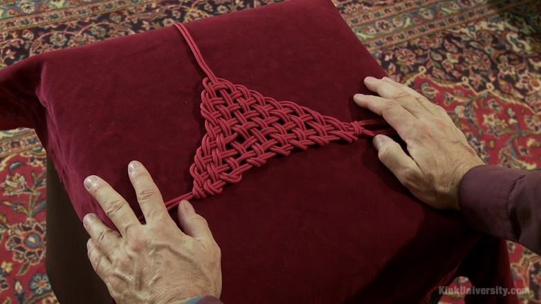 Kink University: Декоративний бондаж і зав'язування волосся