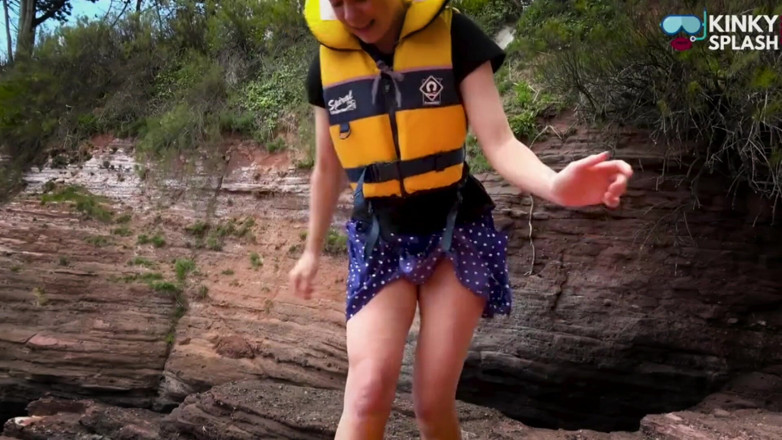 UKCuteGirl Lucy Lauren: Choosing the Sexiest Life Jacket to Get Wet in