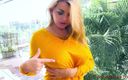 Vicky Vette: Kallt titty tröja väder Vicky Vette