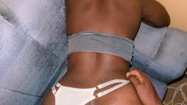 Jack Rick: Cummgm - 新しい隣人が私のアパートに私を訪ねてくる パート 1