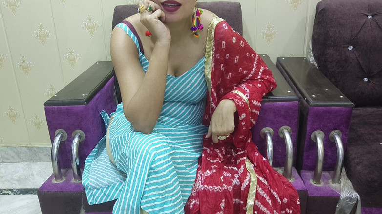 Saarabhabhi6: インドの美しいTution教師のハードコアで荒々しいヒンディー語で彼女の大きなお尻をファック