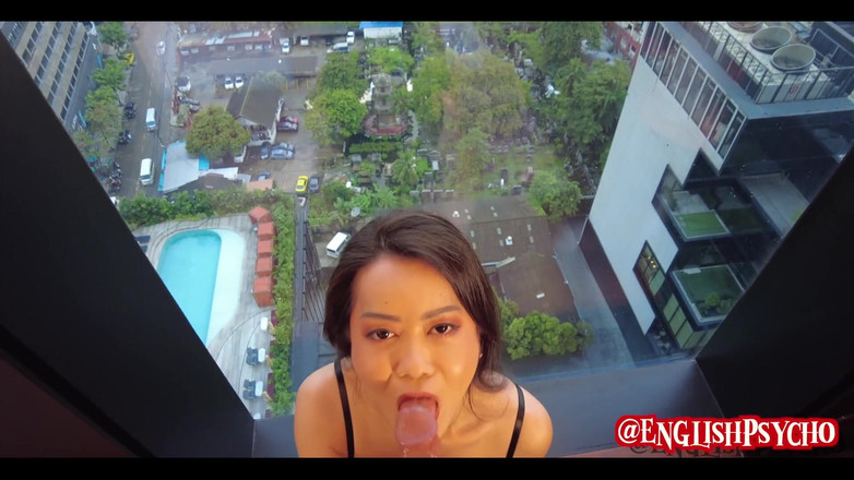 English Psycho: Ladyboy Lisa Is My Dream Trans Wife.... Saya mengongkeknya dengan...