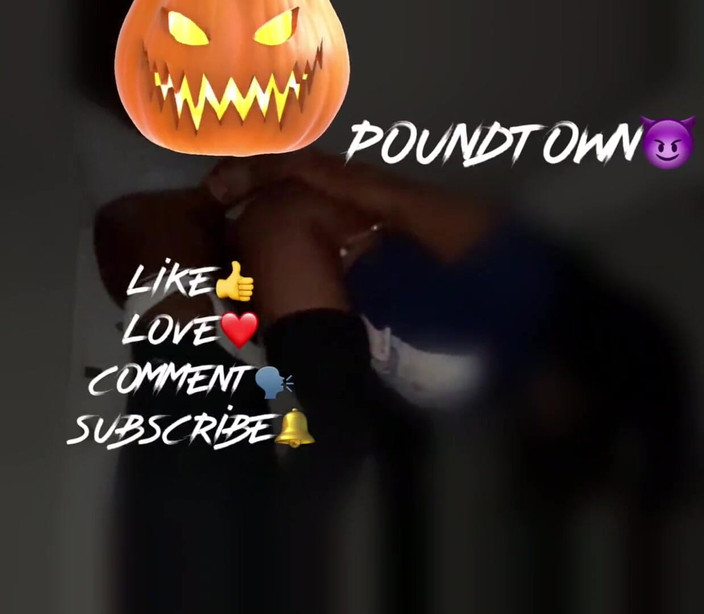 Purge_her: Am futut-o în timp ce soțul ei era în camera din spate,...