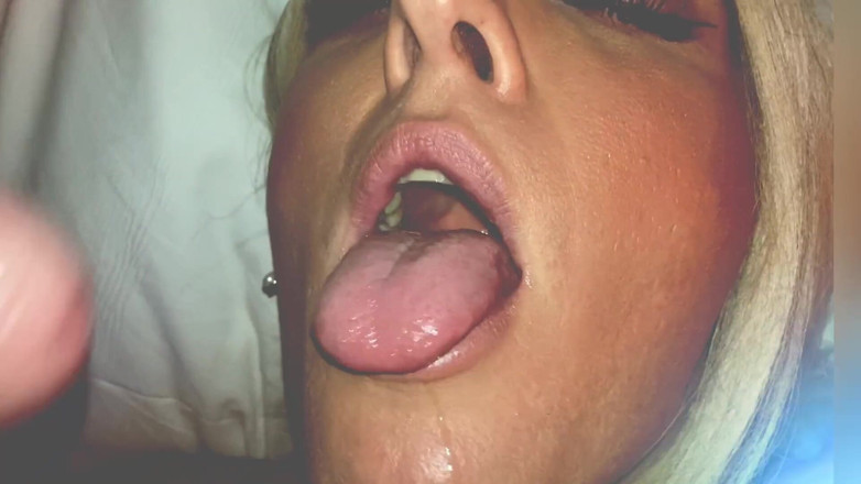 KylieKissesXXX: Kylies erste gesichtsbesamung