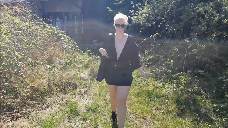 UserBitch1: Lost Place Blowjob and Cum Walk Home