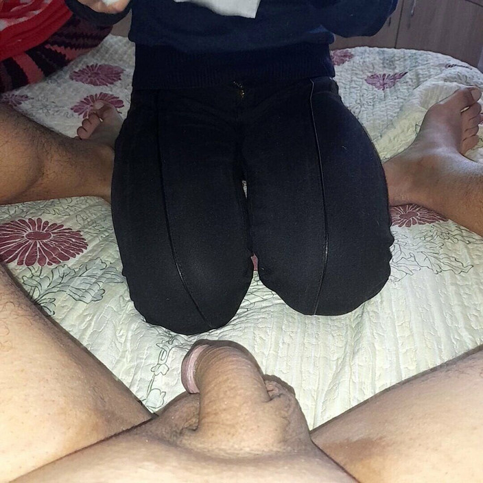 Audrey: Amatör hotwife har passionerad interracial sex medan man tittar på