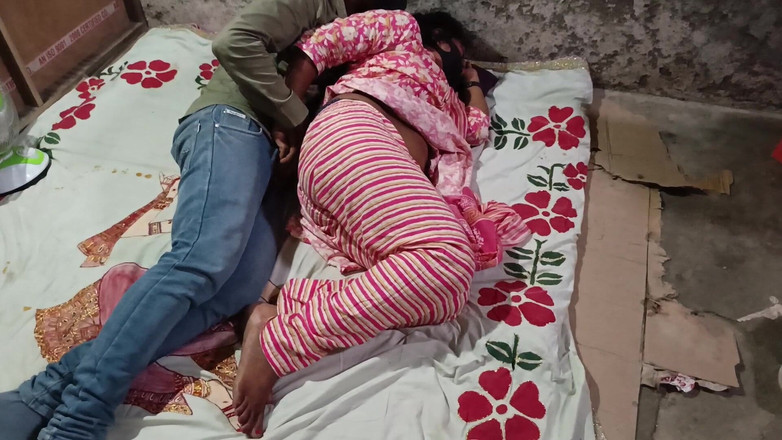 Mannirkuok: Pareja india