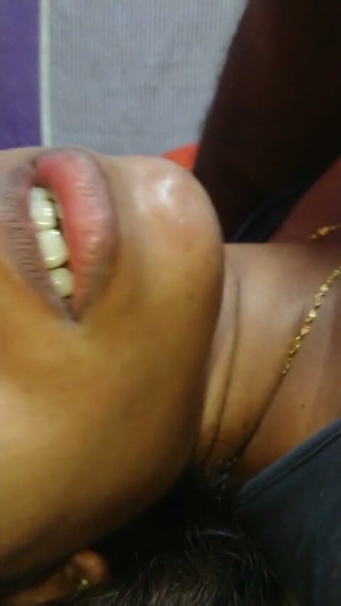 Tiyana: Isteri saya berkata: tolong kongkek saya dengan keras