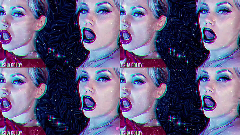 Goddess Misha Goldy: Мої спокусливі великі червоні губи повністю відтрахають тебе!
